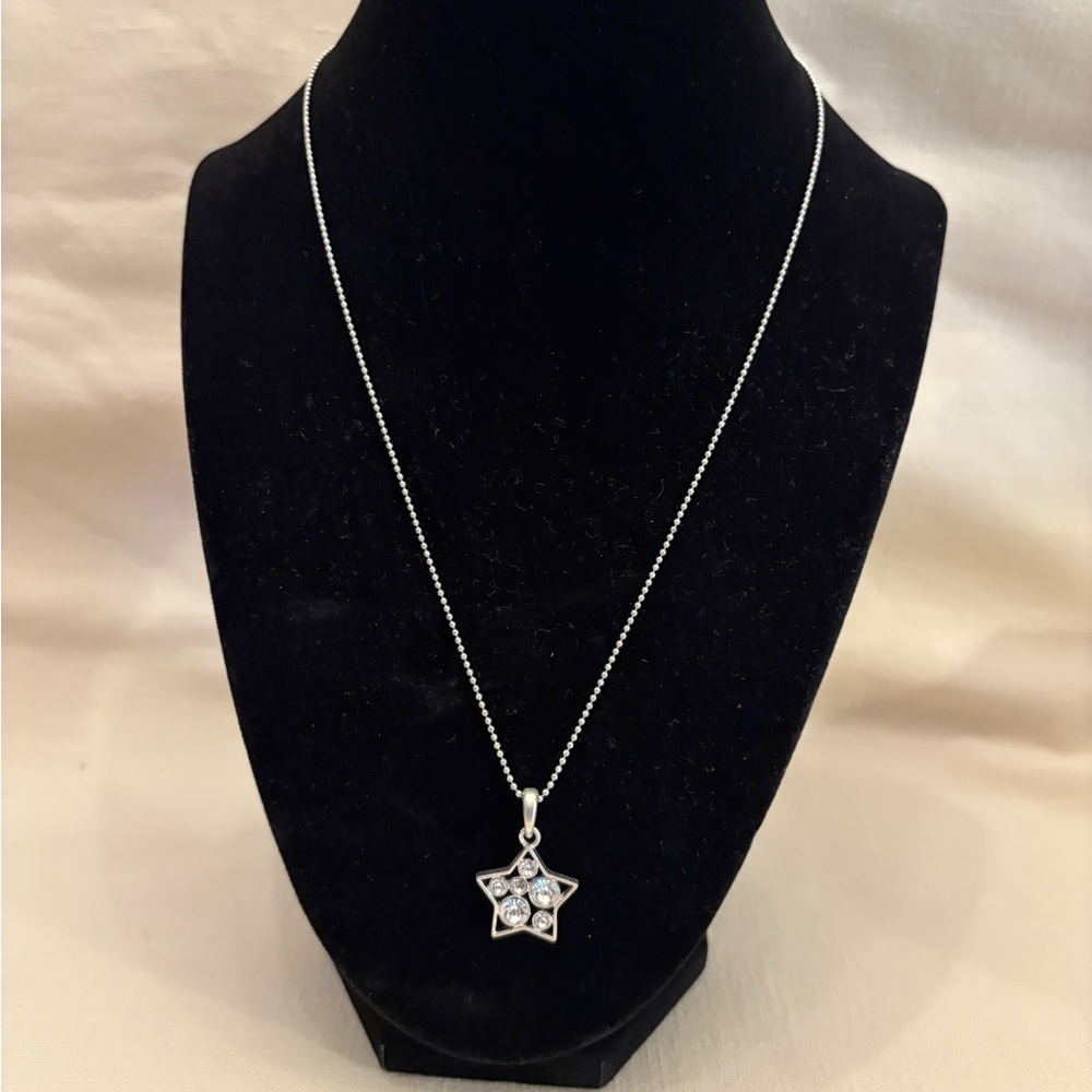 Silver Star Pendant Necklace
